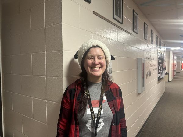 December Teacher of the Month: Beth Knipper