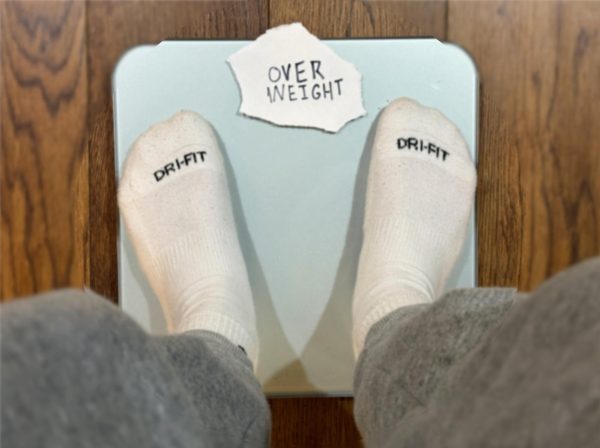 Wrestlers Weigh on Cutting Weight